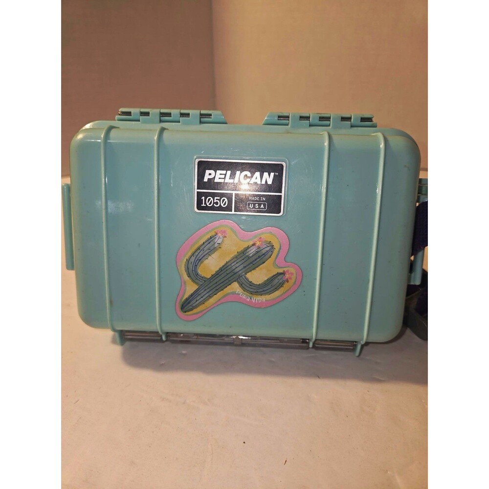 Pelican 1050 Hard Case w/ Foam Insert Blue for Camera Lens Flash Filter